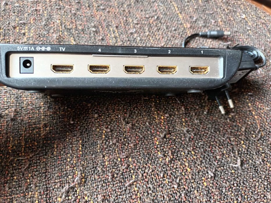 Comutador Metronic com 4 entradas HDMI430451972260515841