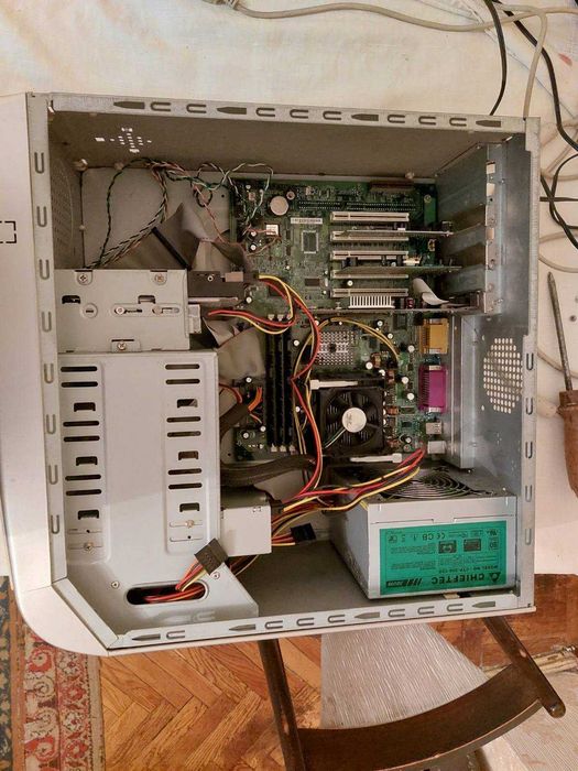 Системный Блок в полном комплекте без магнитного диска