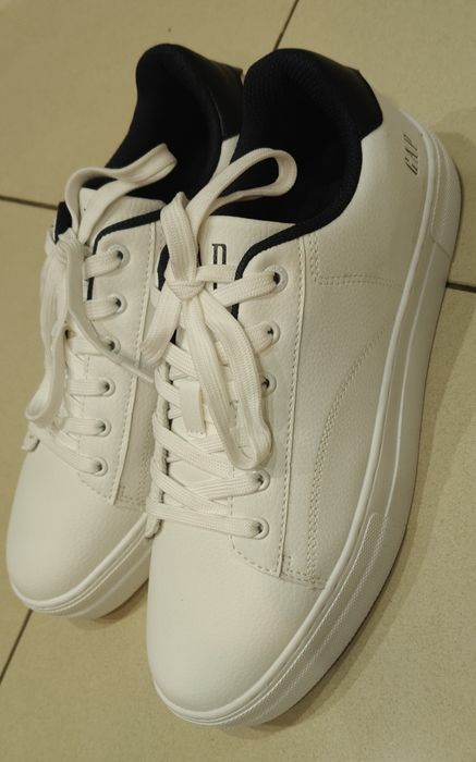 Buty męskie młodzieżowe Gap stan Nowy