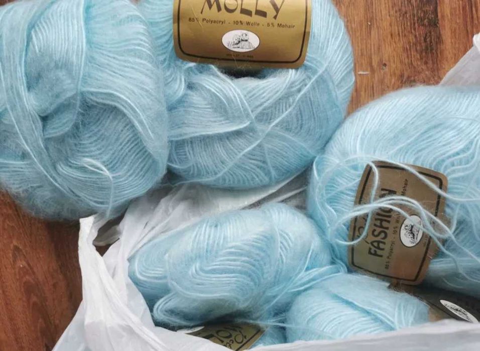 Moher naturalny Wełna moherowa w motkach 50 g. błękitna niebieska Nowa