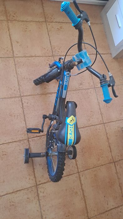 Vendo bicicleta pequena