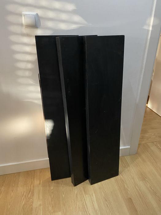 Prateleiras ikea lack