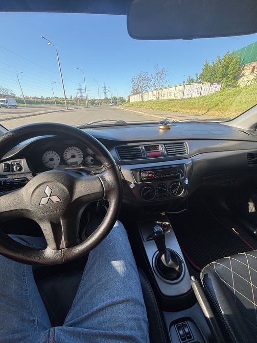 Mitsubishi Lancer 9 1.6