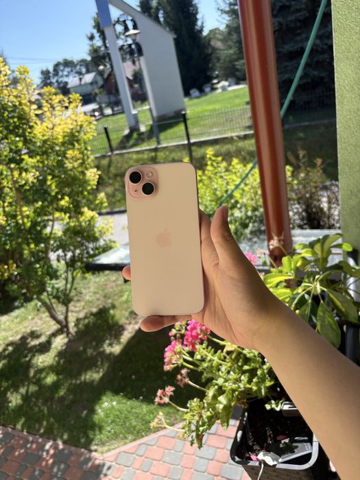 Iphone 15 plus gratisy  jak nowy