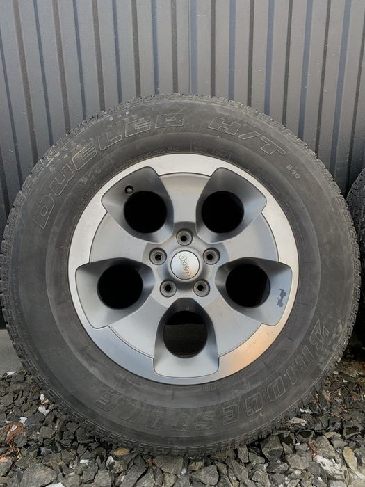Колеса, диски 5 127 R18 Jeep