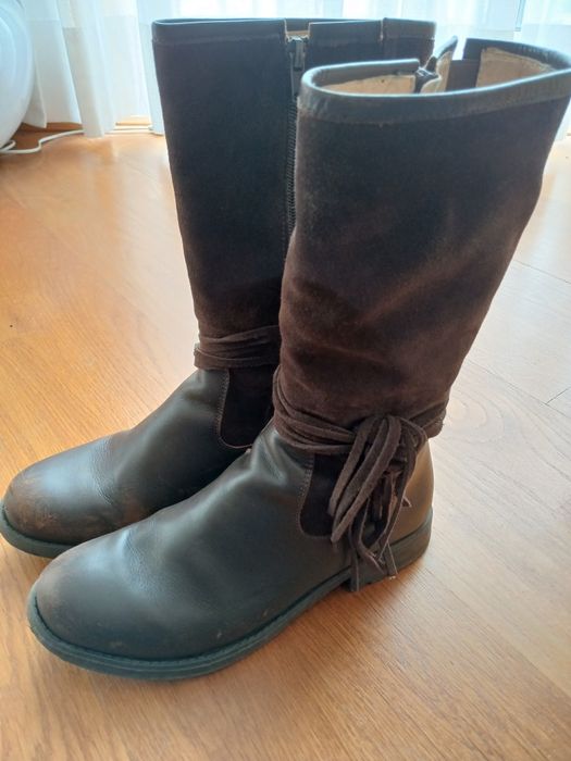 Botas em pele e camurça 37