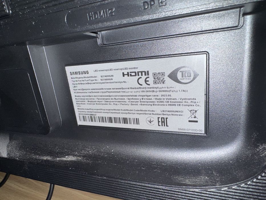 Монітор Samsung 27” S27A800UN чорний