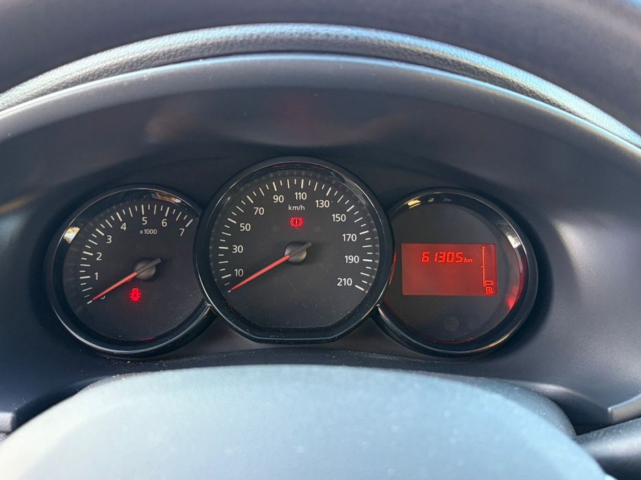 Dacia Logan 2019 przebieg 61 tys.