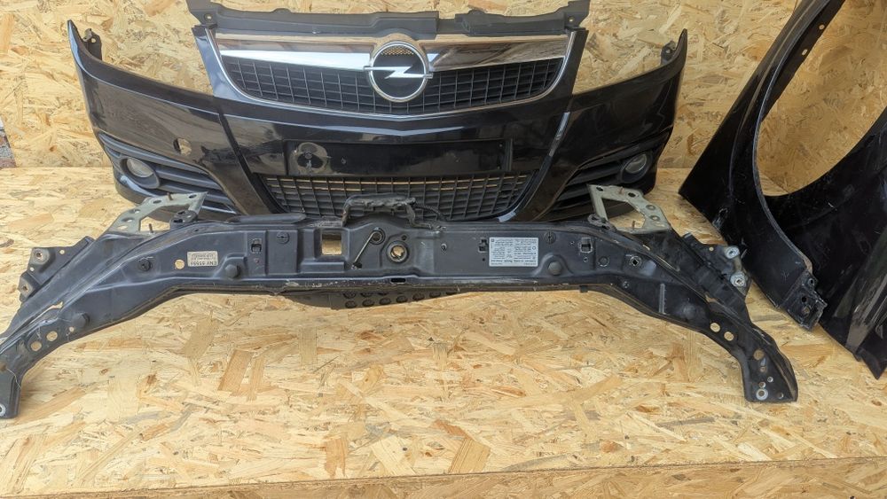 Передній бампер Opel vectra c 2006 рік