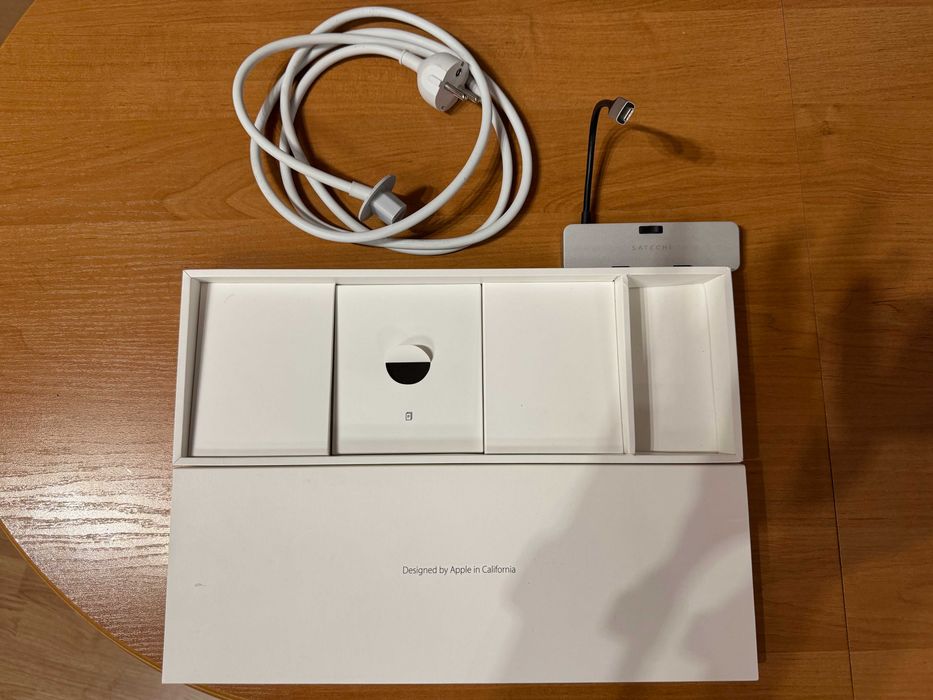 iMac 27” 5K 2020 i7 / 64GB / 2TB SSD / Radeon 5700 XT 16GB / 10GbE