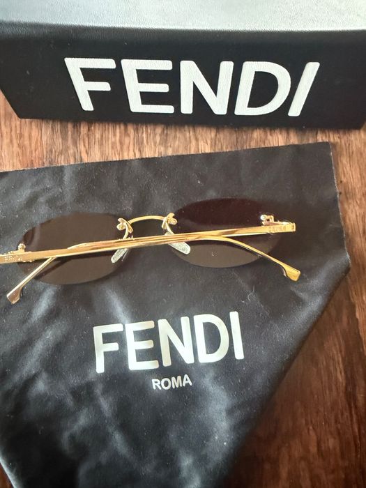 Óculos de sol Fendi