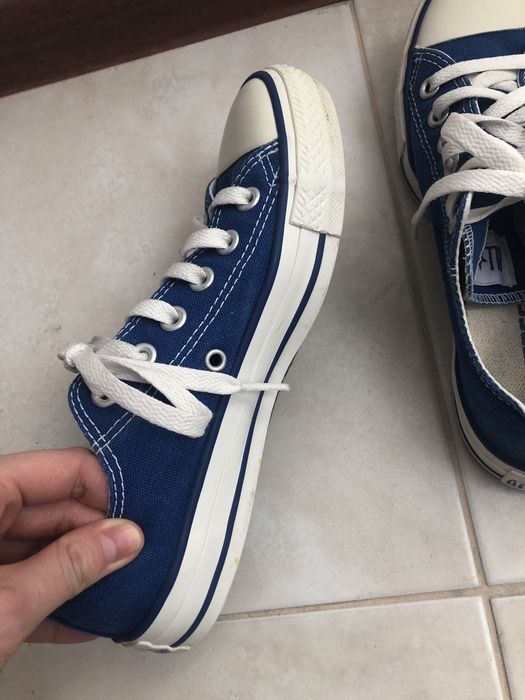 Converse kobaltowe rozm. 37,5