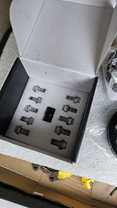 Adaptery dystanse 20mm 5x100 na 5x112