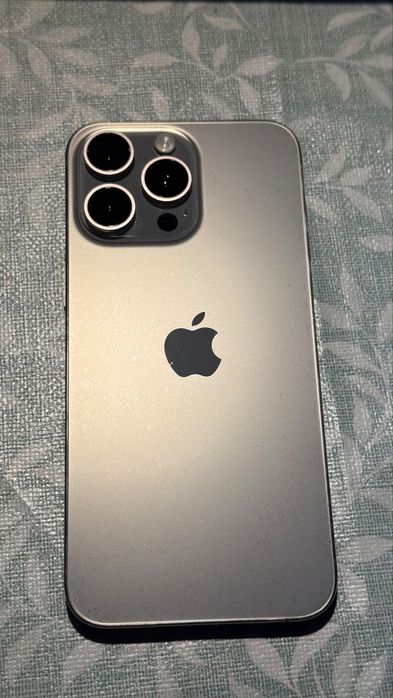 iPhone 15 pro max 256gb