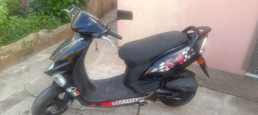 Moto 50cc kymko em bom estado