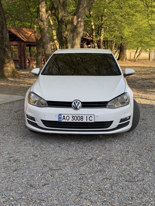 Продаю GOLF 7 2014 рік