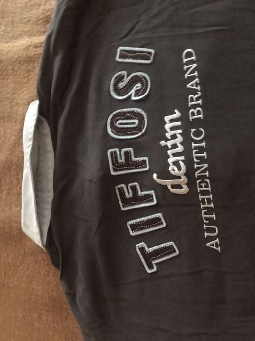 Polo tiffossi castanho