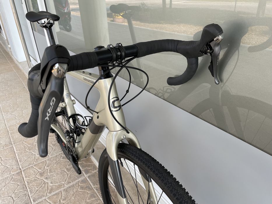 Bicicleta de Gravel - Carbono