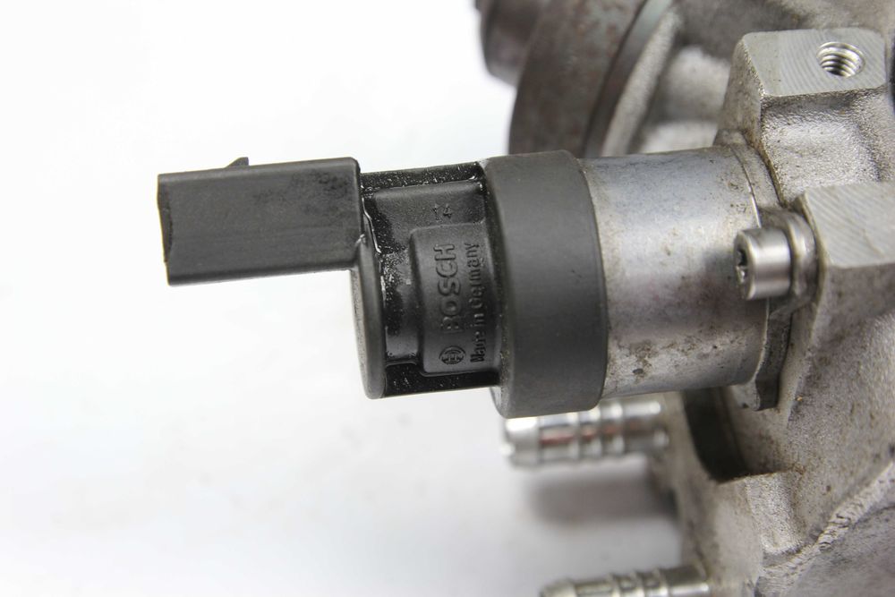 Pompa wtryskowa BMW E90 N47 320d 318d E87