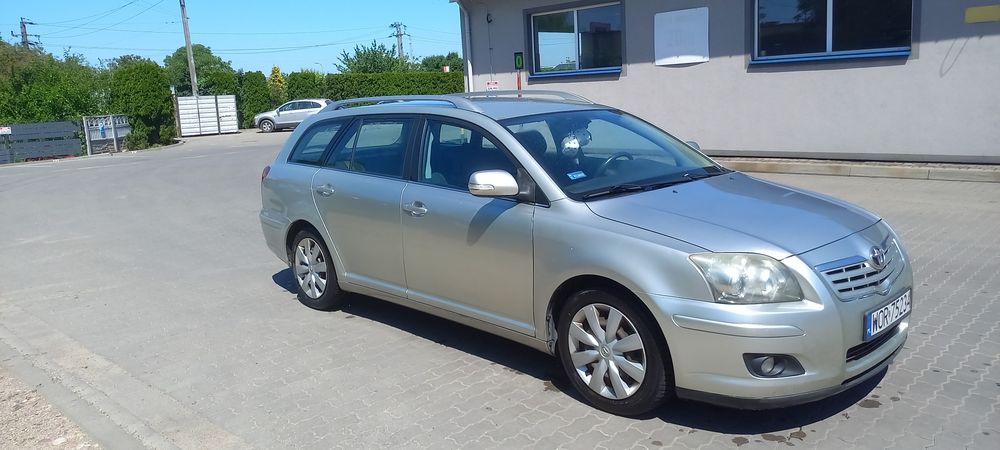 Toyota avensis t25
