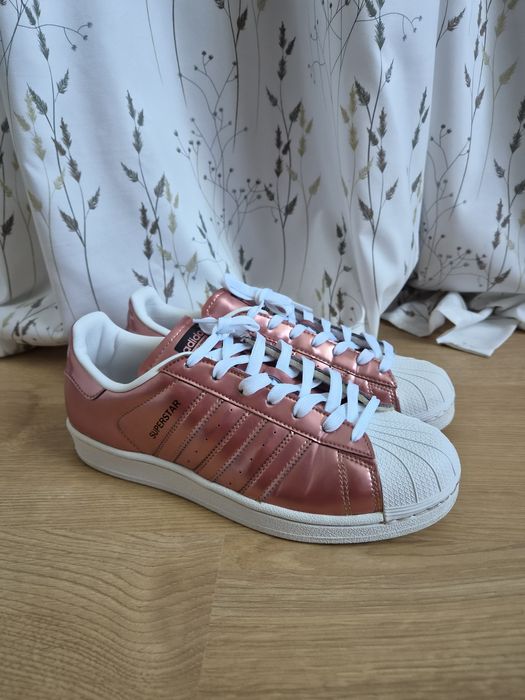 Кросівки Adidas Superstar Boost W
