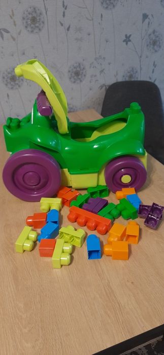 Машинка - крокодил толокар Fisher Price Mega Bloks