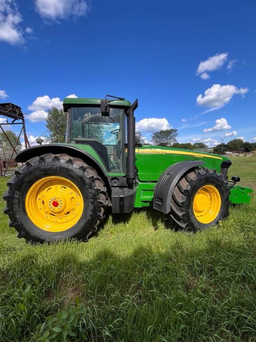 трактор John Deere 8420