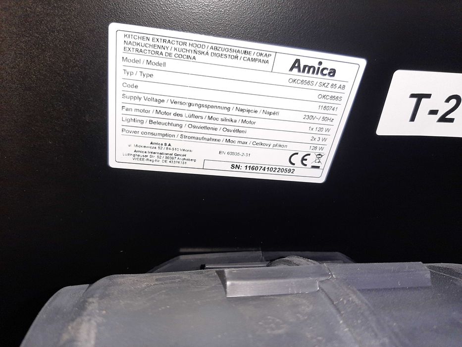 Okap Amica OKC656S typu kominowy