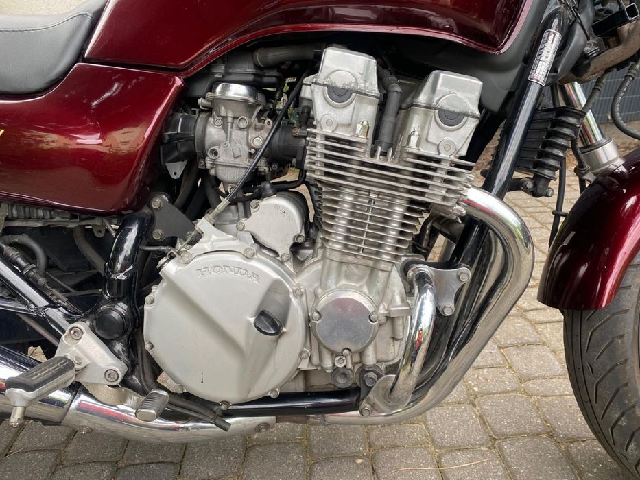 Honda Seven Fifty CB 750 ZAMIANA