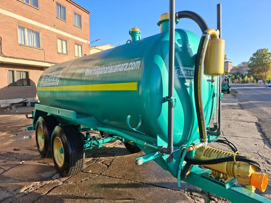 Wóz Asenizacyjny 11000 l Camara