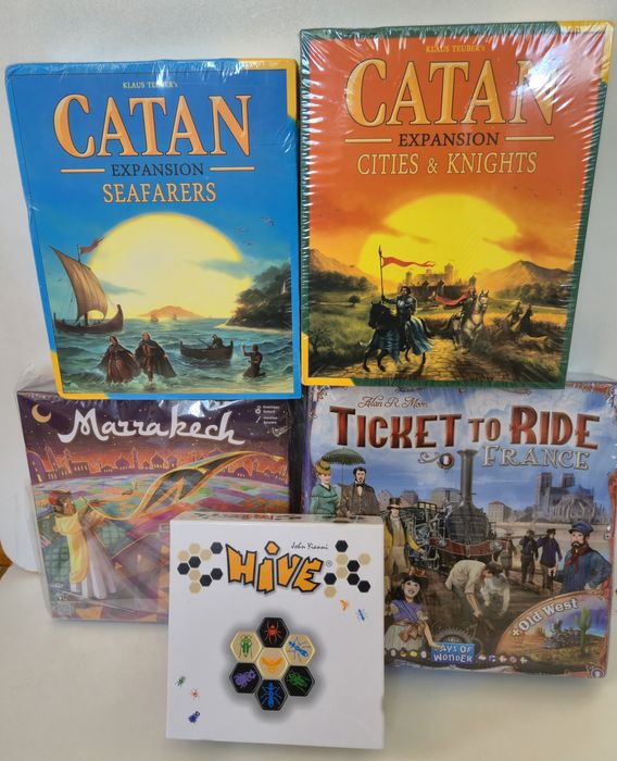 Бункер,Ticket to ride,Catan,Dixit