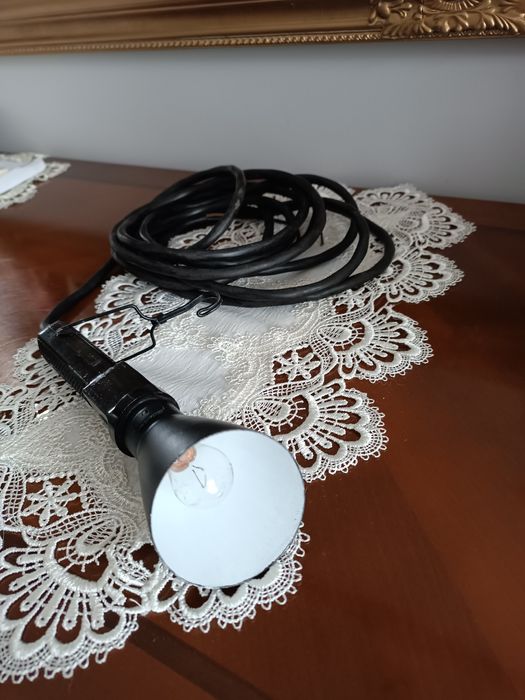 Kolekcjonerska PRLowska lampka do przyczepy np.Niewiadów,warsztatu itp