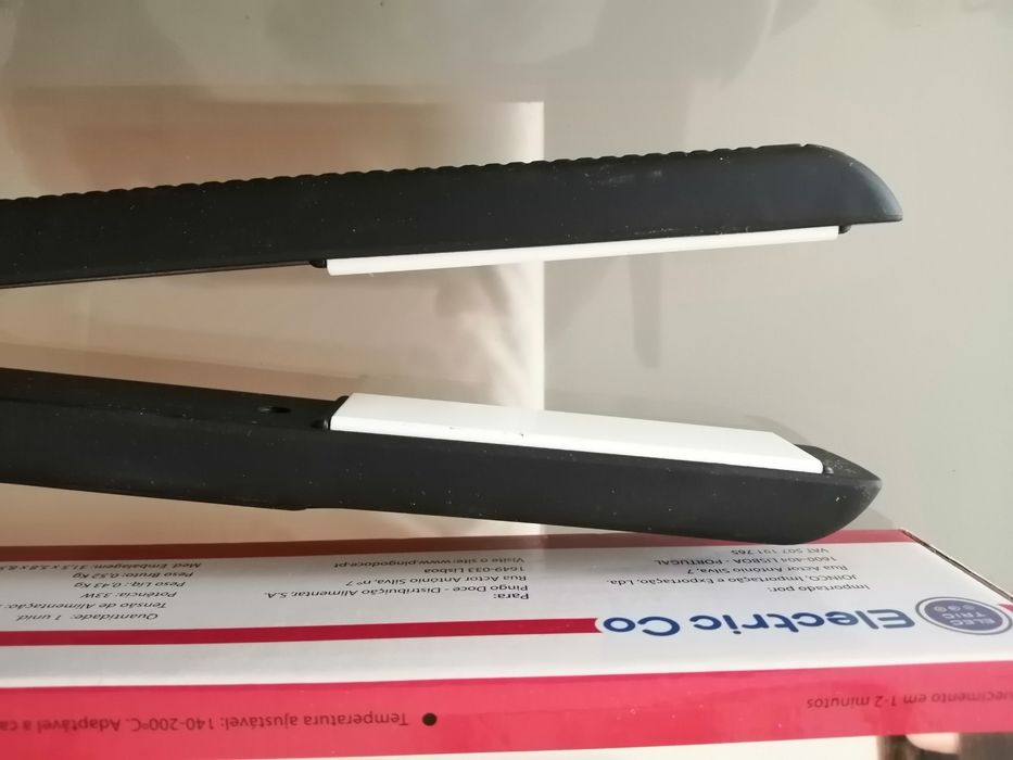 Alisador de cabelo eléctrico