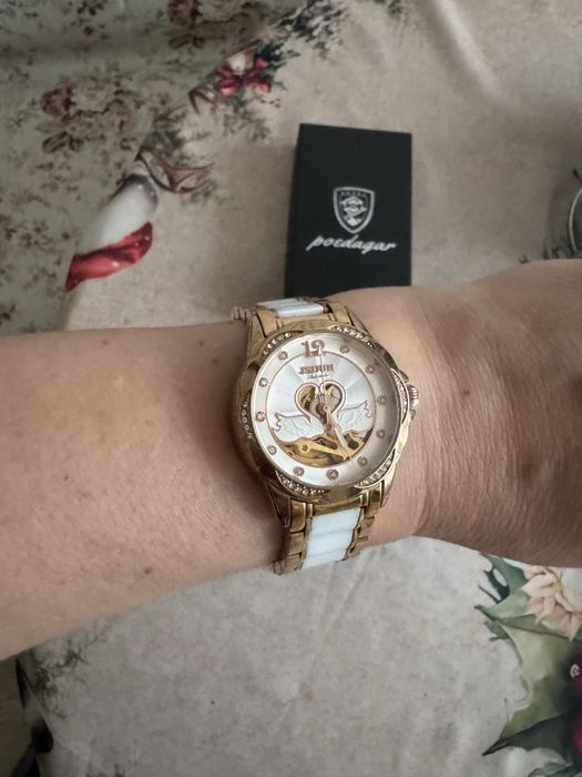 Часы женские противоударные, водонепроницаемве