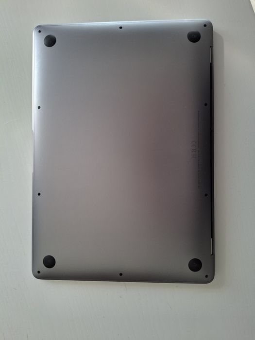 Macbook Air M1 (2020)
