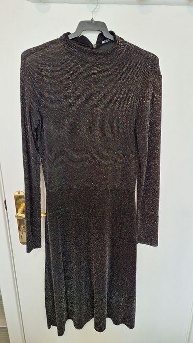 Varias peças de roupa novas