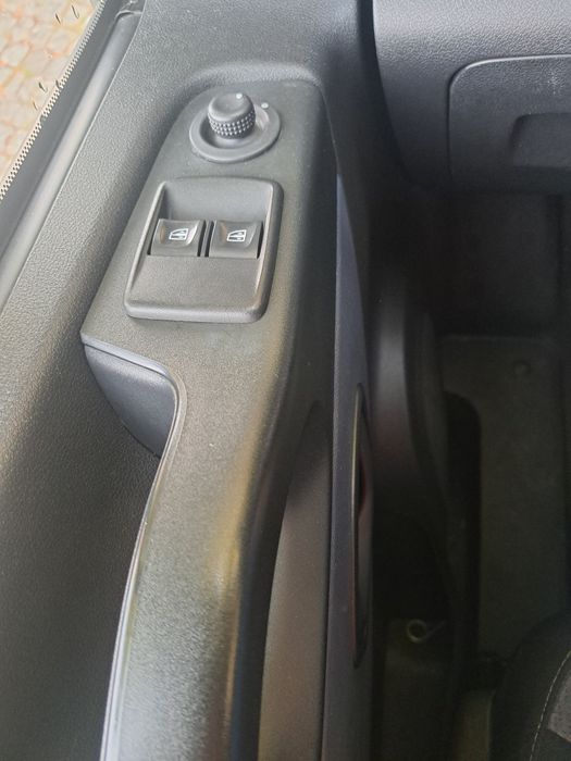 Opel vivaro 1.6 CDTi de 120cv 6 lugares Nacional 1 único dono