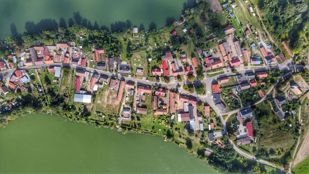 Domek letniskowy nad jeziorem