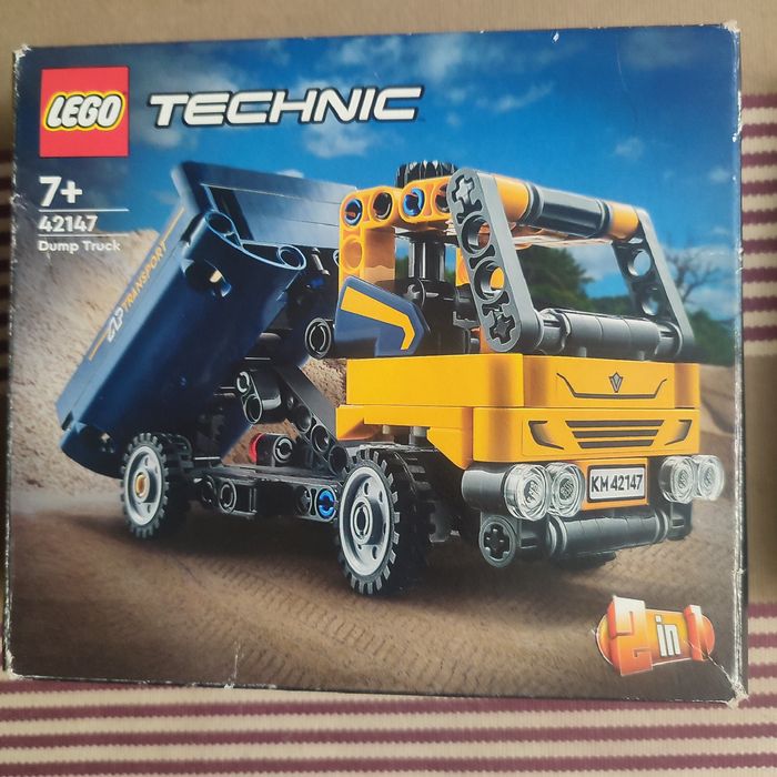 Конструктор Лего, самосвал и ратрак