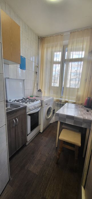 1 к пр-кт Воздушных сил выдаю док  сутки 800грн от 15 суток СКИДКИ.