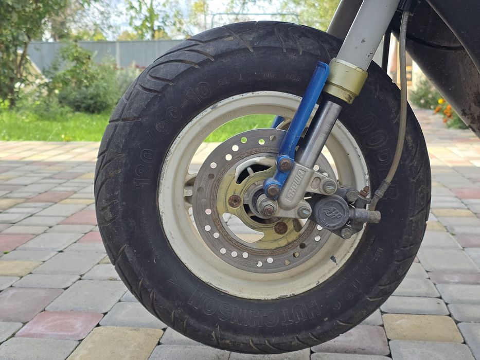 Скутер Peugeot Squab