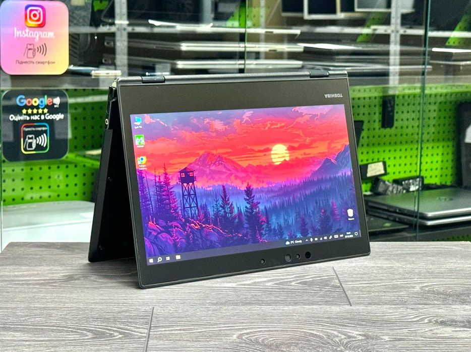 • Недорогий ноутбук Трансформер Toshiba Portege X20W / Сенсорний •