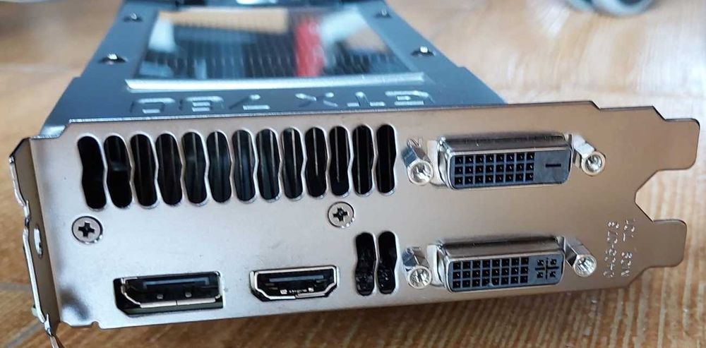 Placa Gráfica Nvidia GTX 780 Founders Edition - made by DELL