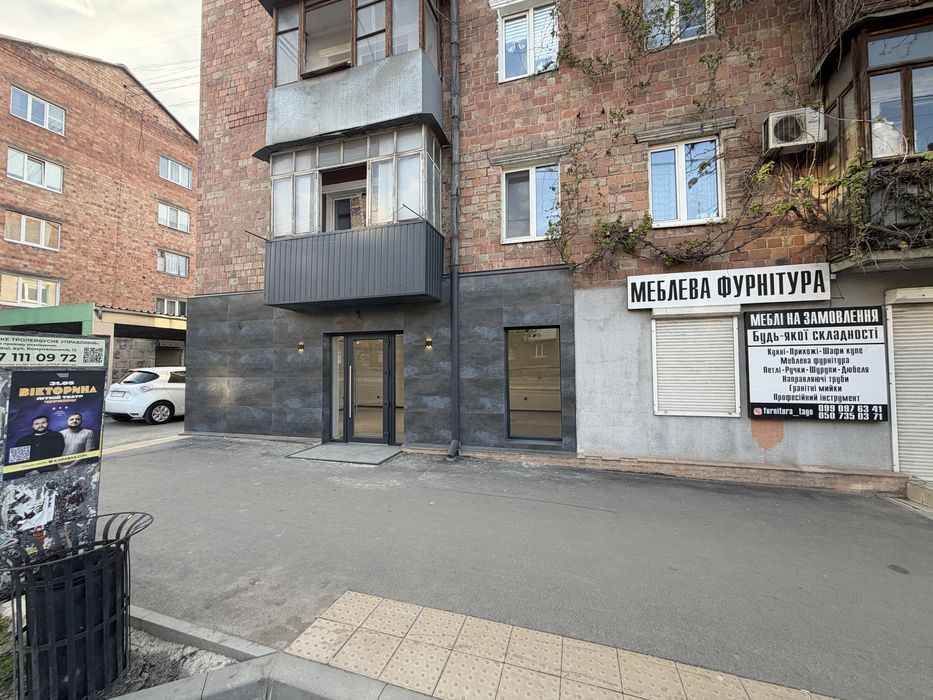 Здається топове приміщення 45 кв новий ремонт