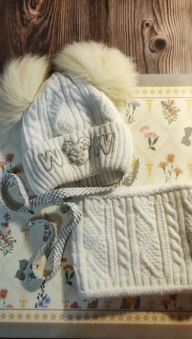 Шапочка і снуд на дівчинку 2-3 роки