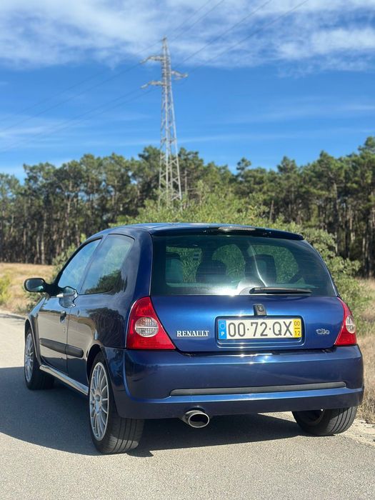 Renault Clio 2 1.6 16v