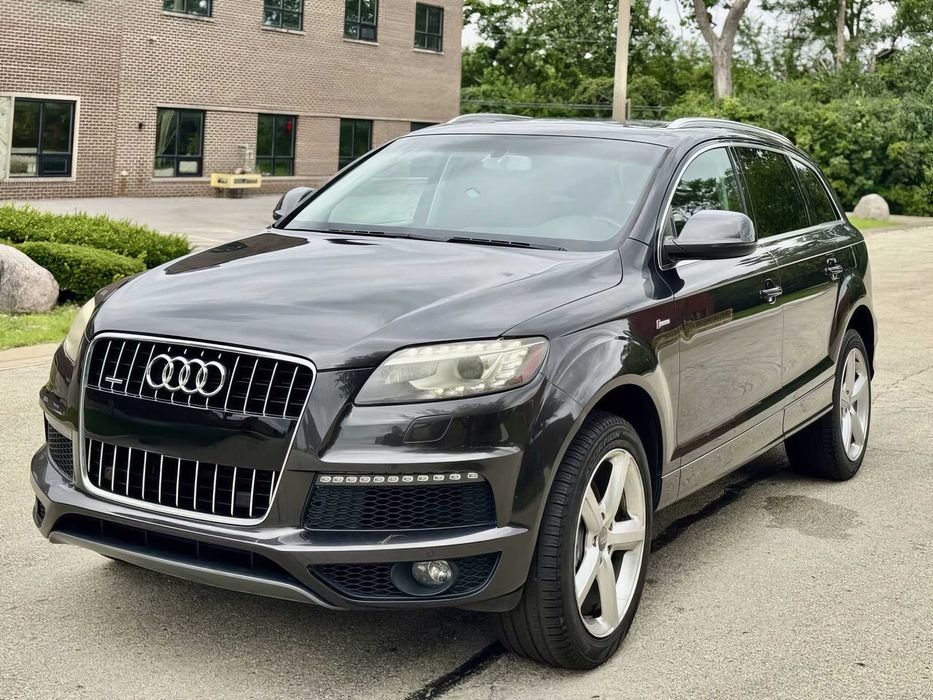 Audi Q7      2013