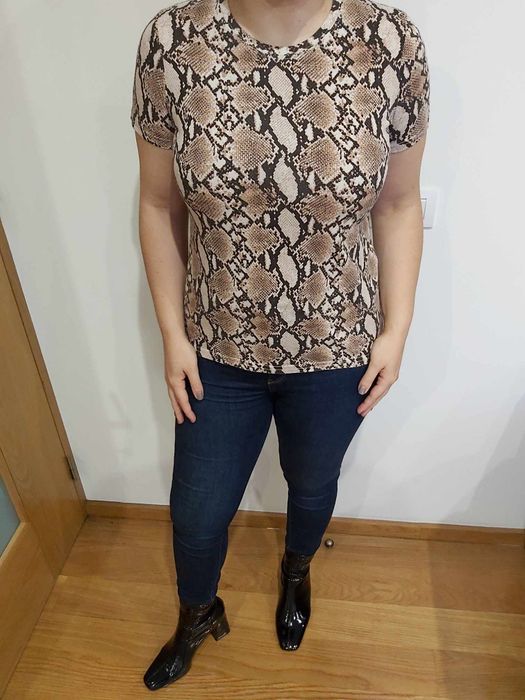 T-shirt da bershka como nova