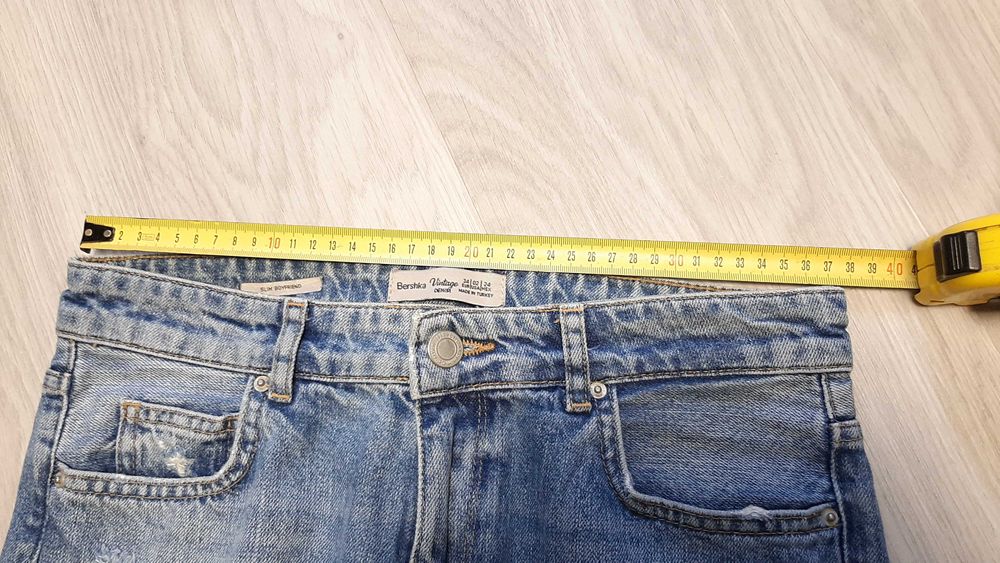 Стильні жіночі джинси Bershka 34 розмір