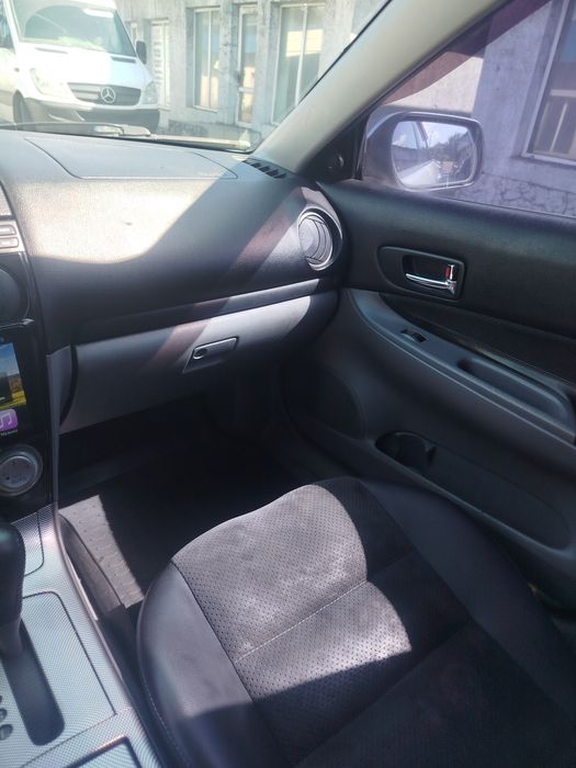 Продам автомобіль Mazda 6